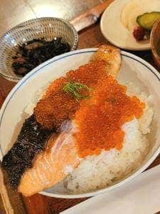 しゃけ小島