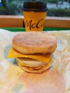 マクドナルド 品川港南口店