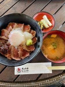 あか牛丼 いわさき