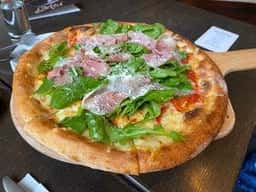 ウルフギャング・パック カフェ 愛知芸術文化センター店