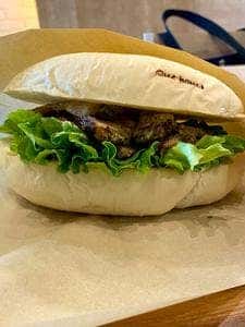 Quebom! Sandwich Stand