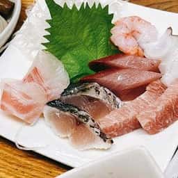 駅前市場食堂