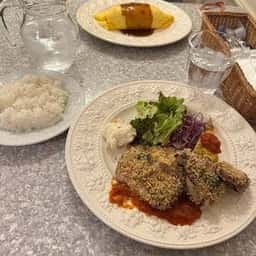 ビストロカフェオムレット
