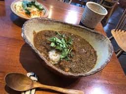 雑貨とカレーの店 ハイダル
