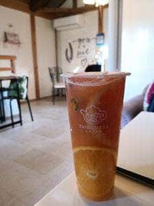 台湾茶房ホワイトアレイ 甲州夢小路店