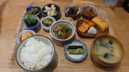 スミレ茶屋