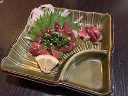 炭火焼 とりとん