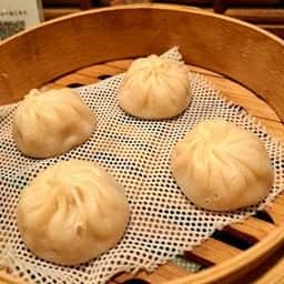 小籠包 包伸一