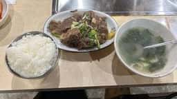 焼肉とらじ