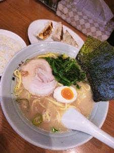 六壱家