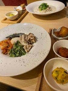 めん、色いろ。いつでも、おやつ。 新宿