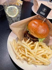 淡路島バーガー 京成小岩店