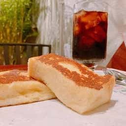 カフェ アリヤ