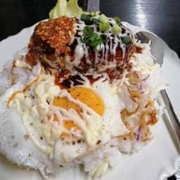 鉄板焼 しのや