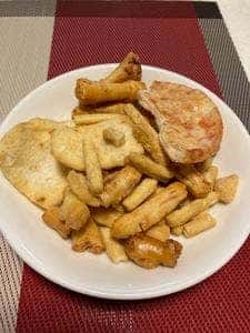 あられちゃん家 千葉工場直売店