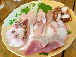 お食事処 大家族