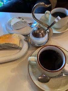 チーズケーキのチロル 大通店