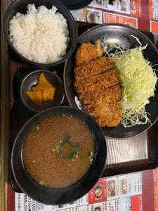 とん吉