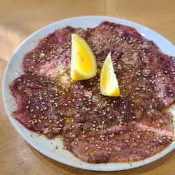 塩ホルモン好ちゃん飯田橋本店