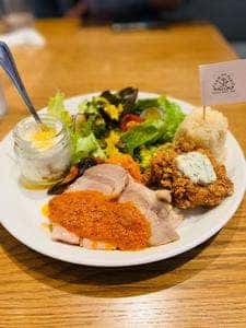 Mother Moon Café くずはモール店