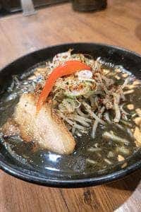 春一家 三代目 麺宿