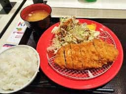 とんかつ 栄屋