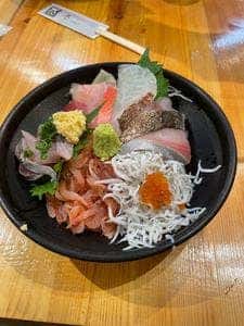 海鮮丼工房 尽