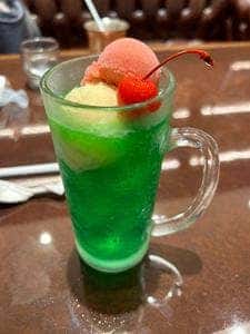 星乃珈琲店 ヤエチカ店