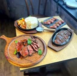 イタリアン食べ放題 CHEESE MEAT GARDEN 梅田店