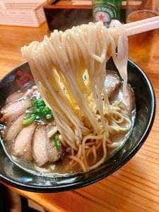 ラーメン 宝島 神田店