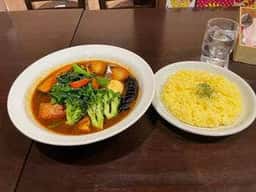 カレーリーブス