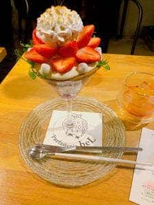 夜パフェ専門店 パフェテリア ベル