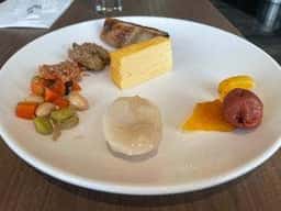 RESTAURANT & BAR ザ ロイヤルパークホテル アイコニック 大阪御堂筋