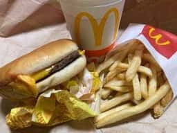 マクドナルド 市川ショップス店