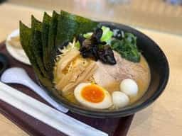 横浜らーめん 壱八家 富嶽 EXPASA海老名上り店