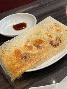 次郎餃子酒場