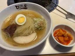 ぴょんぴょん舎 稲荷町本店