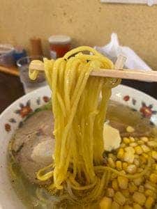 元祖はこだてラーメン おんじき庭本 空港店