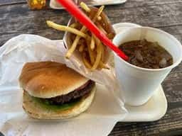 ビンゴバーガー本店