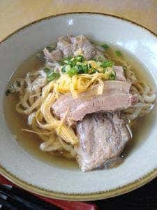 沖縄そば まるかみ