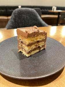 トップスカフェ 阪急三番街店