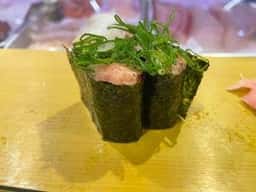 牡蠣とワイン立喰い すしまる