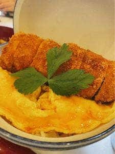 厚切りとじないカツ丼 六かつ