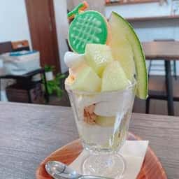 ソレナカフェ