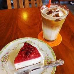 iriya plus cafe