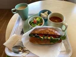 ベーカリー&カフェ メープルハウス