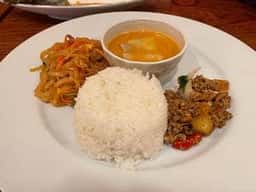 タイ料理 クワンチャイ 梅田店