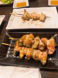 炭火・やき八