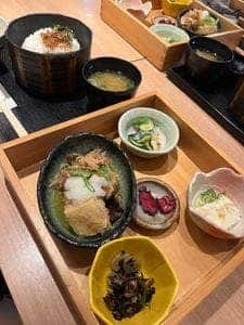 ご飯ととろろ とろ麦 HEPナビオ店
