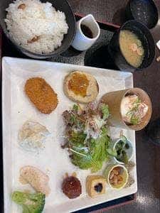 豆冨・近江牛・釜めし だいず屋 近鉄百貨店草津店